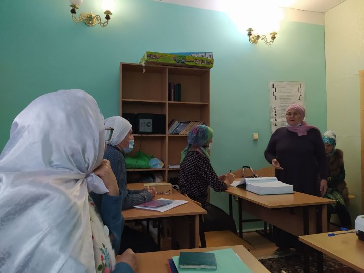 При мечети «Салихжан» в районном центре начали свою работу примечетские курсы по "Основам ислама"