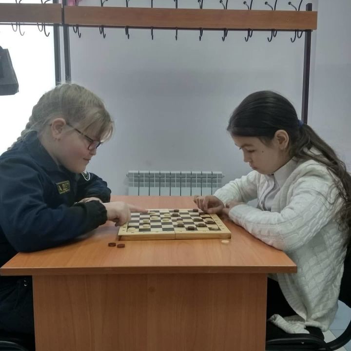 В Шеланге провели шахматно-шашечный турнир