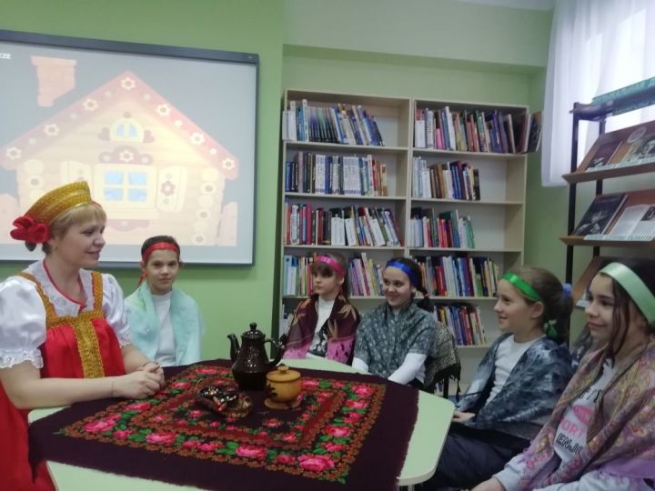 В Районной детской библиотеке прошли фольклорные посиделки