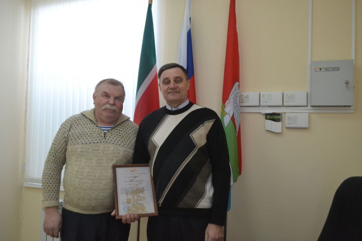Главе Майданского поселения вручили Благодарственное письмо