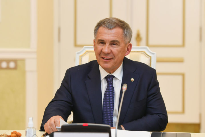 Рустам Минниханов поздравил жителей Татарстана с Днём официального принятия ислама Волжской Булгарией