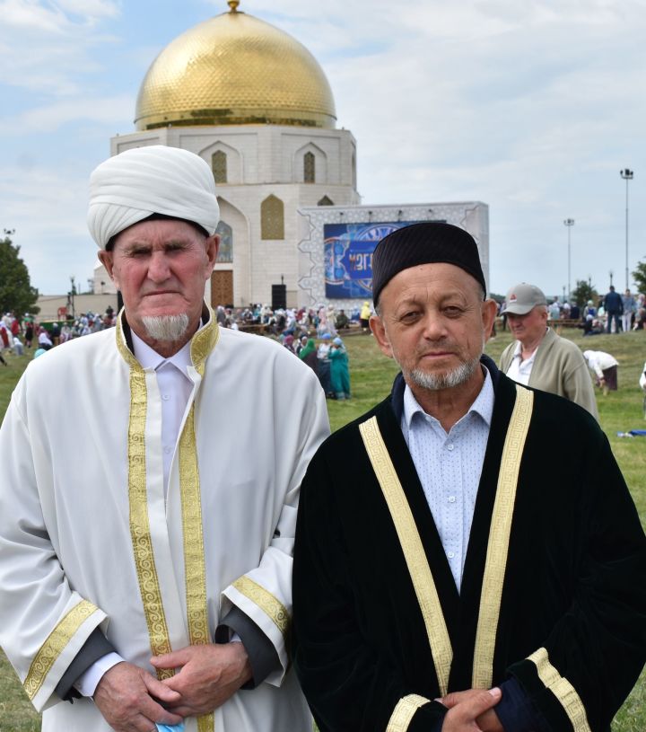 Верхнеуслонцы посетили  Всероссийский форум татарских религиозных деятелей