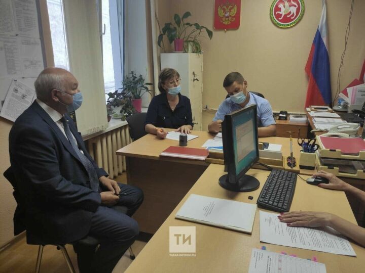 Ильдар Гильмутдинов подал документы для участия в сентябрьских выборах в Госдуму РФ