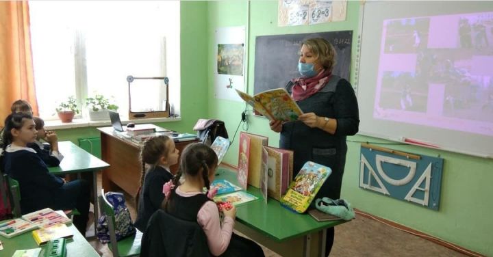 О традициях и обычаях татарского народа рассказали матюшинским школьникам