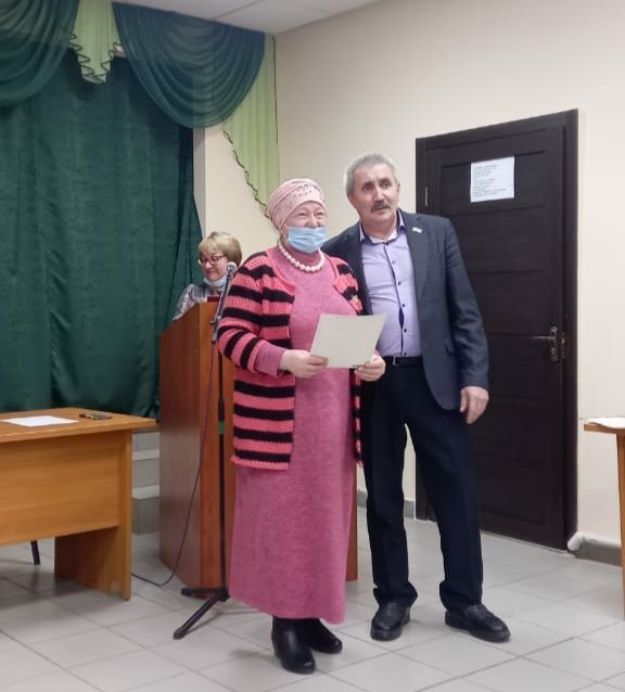 На сходе граждан в Вахитовском поселении наградили достойных
