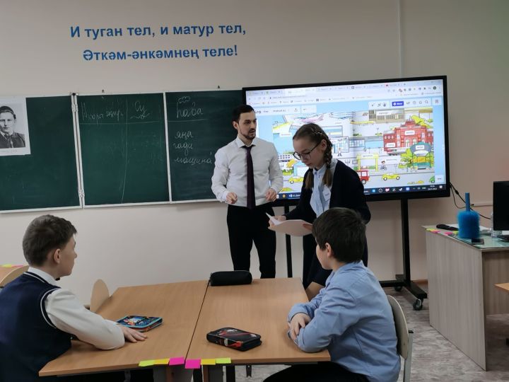 В Верхнеуслонском районе выбрали лучшего учителя татарского языка и литературы