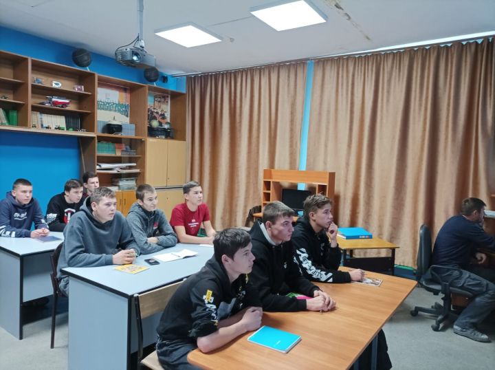 В Матюшинской школе возобновили свою работу курсы трактористов