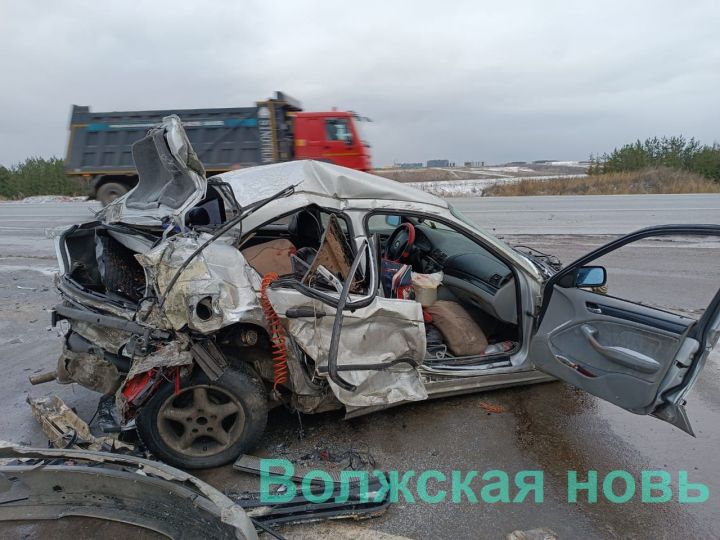 Четыре человека, в том числе двое детей, пострадали в ДТП в Татарстане