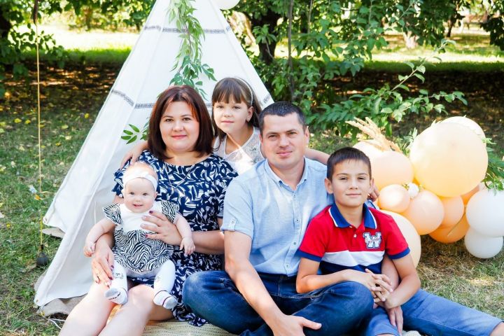 Алина Матвеева из Верхнего Услона: «Я всегда хотела, чтобы у меня было трое детей»