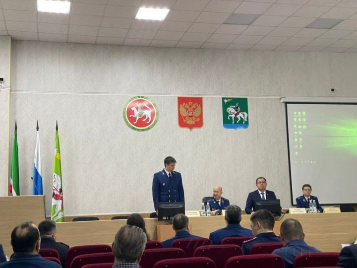 Заместитель прокурора Верхнеуслонского района возглавил прокуратуру Агрызского района