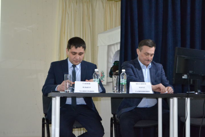 Марат Зиатдинов отметил положительную работу Набережноморквашского поселения