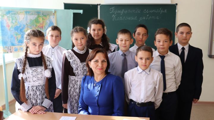 В Татарстане принимают заявки на участие в программе «Земский учитель»