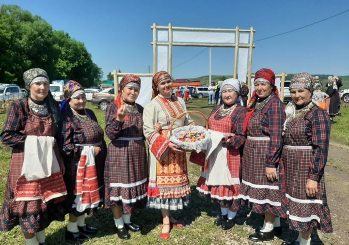 В Татарстане отметили удмуртский праздник Гырон Быдтон