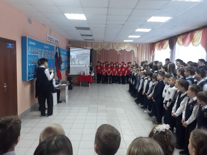 В Макуловской школе почтили память Героя Советского Союза Алексея Исаева