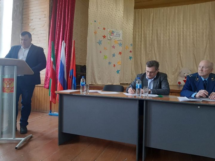 Ремонт клуба в Коргузе вновь отложен