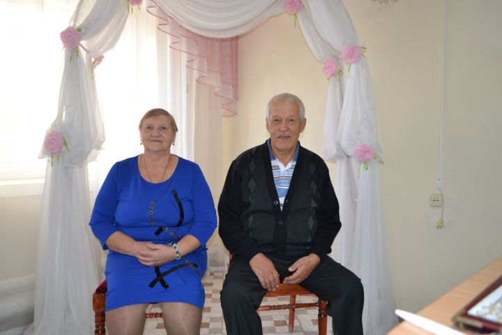 Супруги Власовы из Коргузы отметили золотую свадьбу