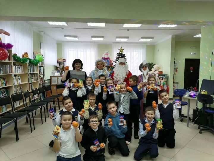 Югары Ослан балалар китапханәсендә “Тылсымчы белән кичә” булып узды