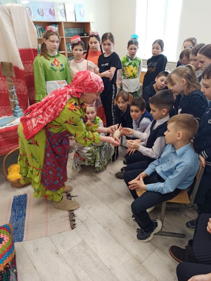 Шеланга урта мәктәбендә «Орчык бәйрәме» узды