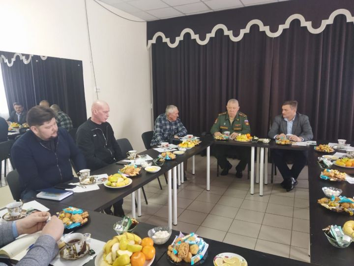 Встреча с семьями мобилизованных прошла в Набережных Морквашах