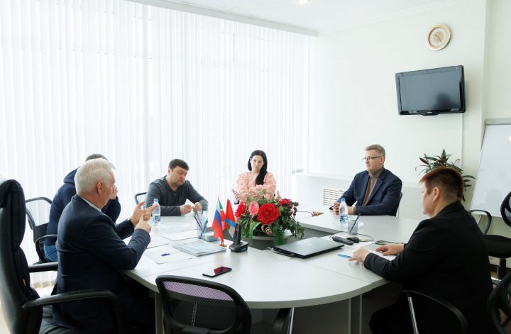 В Верхнем Услоне побывали чиновники Камчатского края и Ханты-Мансийского автономного округа
