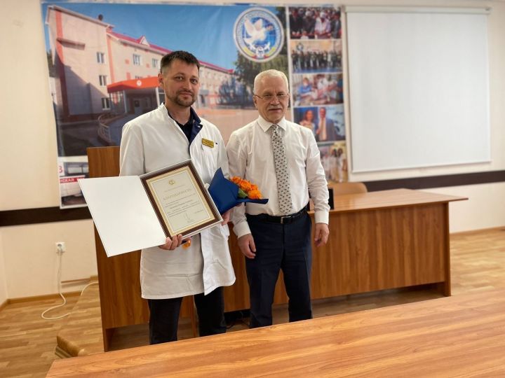 Врача Верхнеуслонской ЦРБ поблагодарил за труд Раис Республики Татарстан