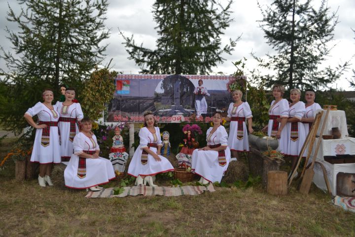 В Канаше прошел старинный чувашский праздник «Керхи сара»