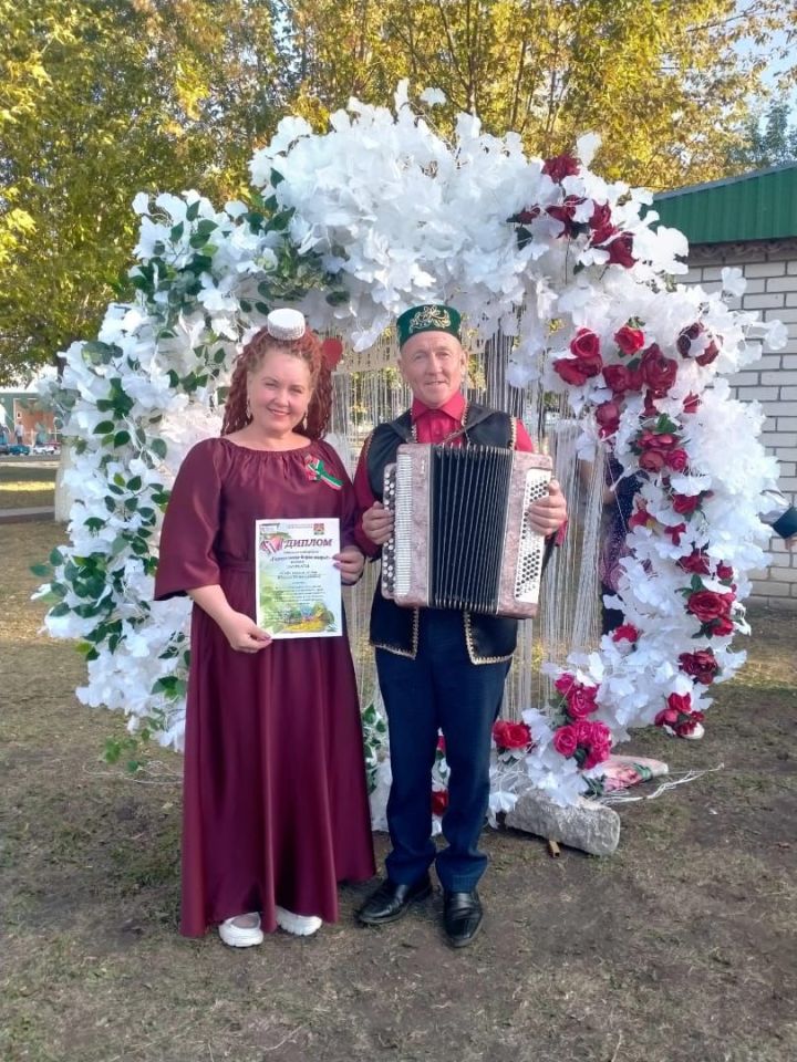 «Саф» төркеме Апаста фестивальдә