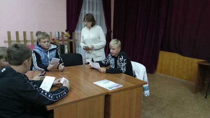 Подросткам в Кильдееве рассказали об опасности алкоголизма