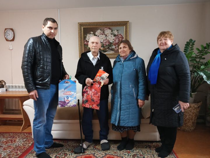 В Верхнеуслонском районе прошла поздравительная акция «Ветераны живут рядом»