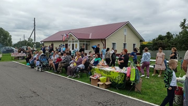 В Кильдееве День села посвятили Медовому Спасу