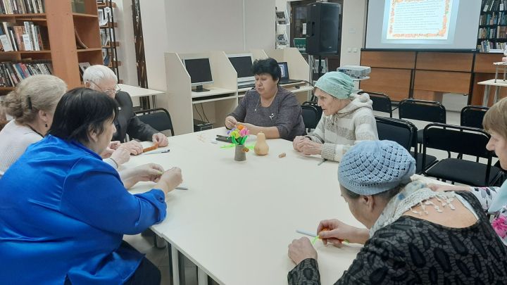 Фольклорная встреча «Кузьма и Демьян» прошла в Верхнеуслонской библиотеке