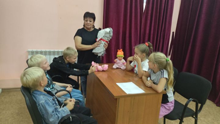 Фольклорный час с колыбельными прошел в Кильдеевском Доме культуры