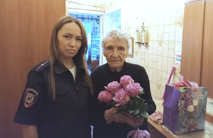 97-летие ветерана отметили сотрудники Верхнеуслонской полиции