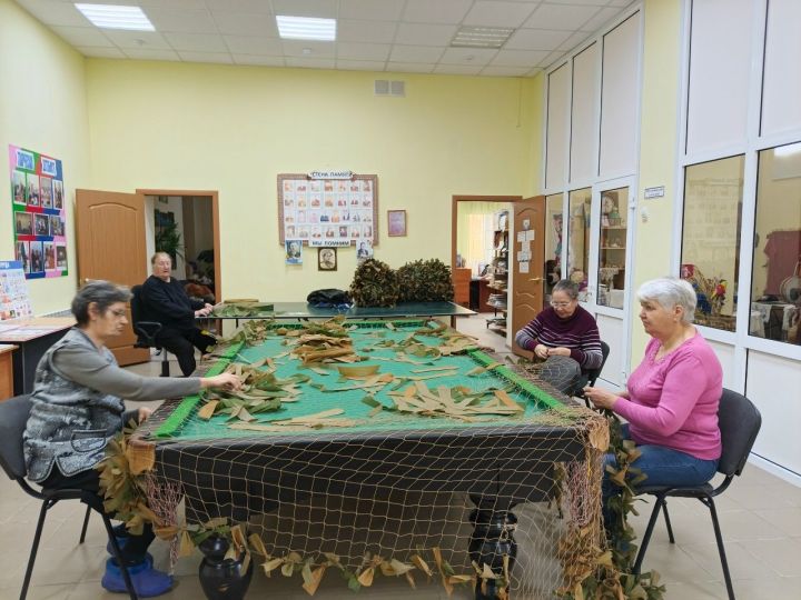 Волонтерам серебряного возраста напомнили о гимнастике
