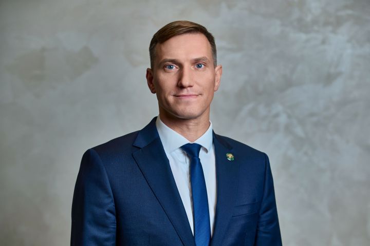 Глава Минцифры Татарстана поздравил связистов с профессиональным праздником