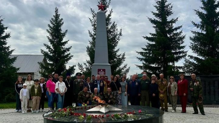 В Введенской Слободе прошёл митинг в честь Дня ветеранов боевых действий