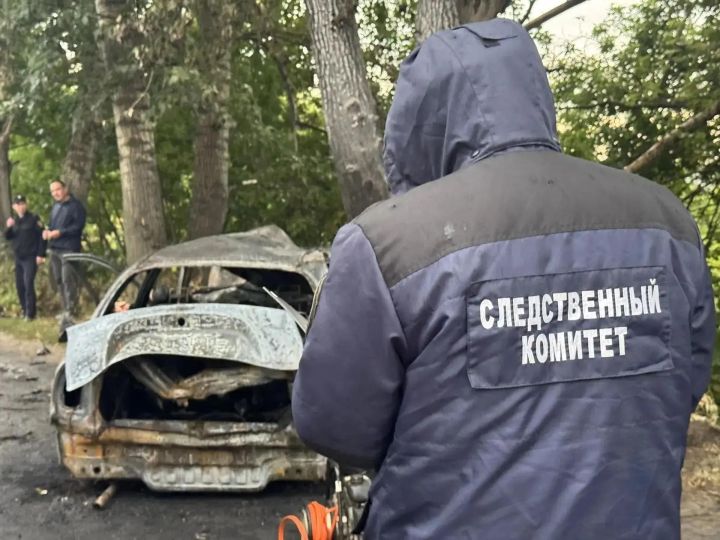 6 подростков сгорели в легковом автомобиле после столкновения в Татарстане