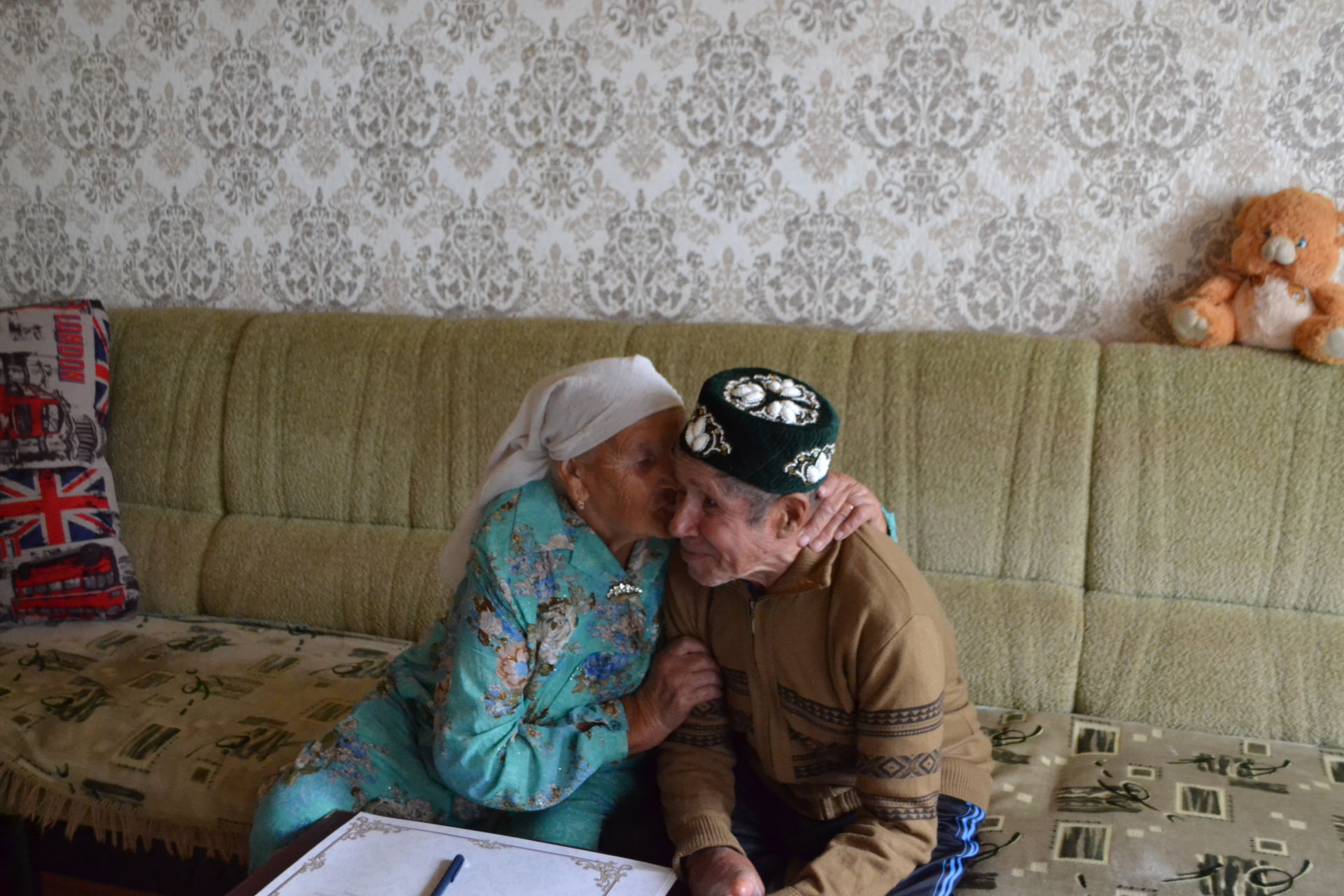 Супруги Сафиуллины 60 лет вместе в любви и уважении друг к другу