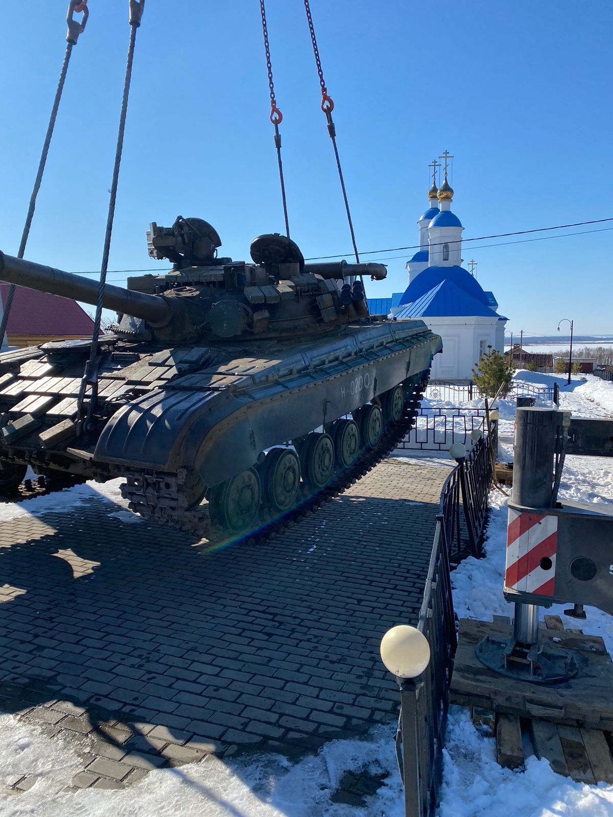 В Введенской Слободе появился танк