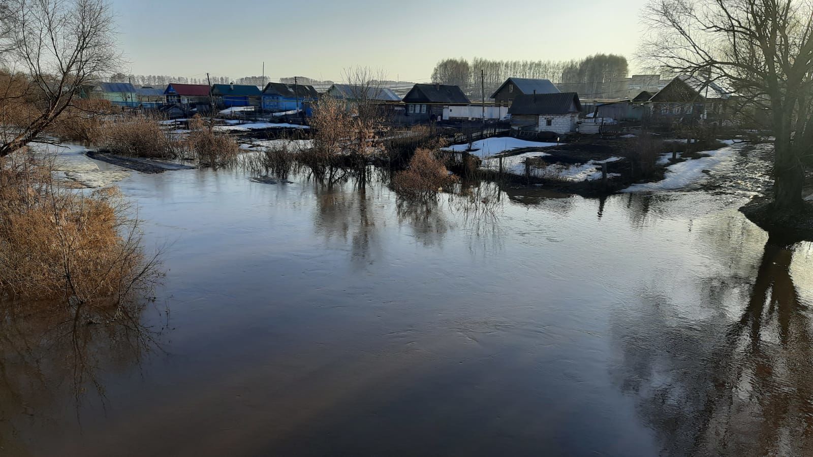 Марат Зиатдинов: "Ситуация с паводком под контролем"