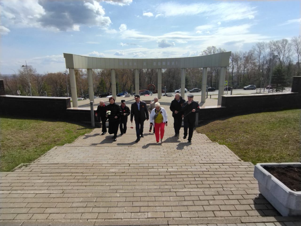 В парке Героев Верхнего Услона почтили память земляков