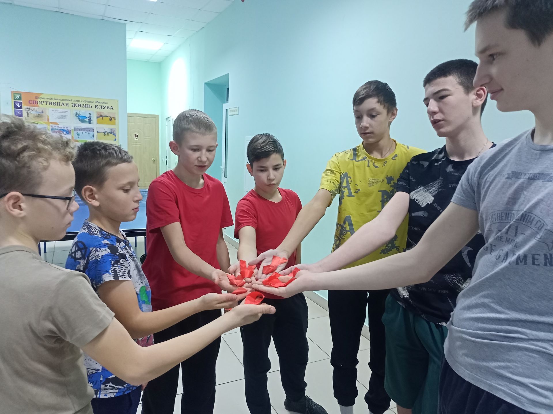 В Макулове подросткам рассказали об опасности ВИЧ-инфекции