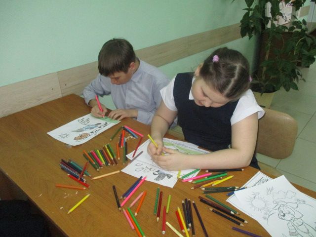 В Кильдеевском Доме культуры отметили день цветных карандашей