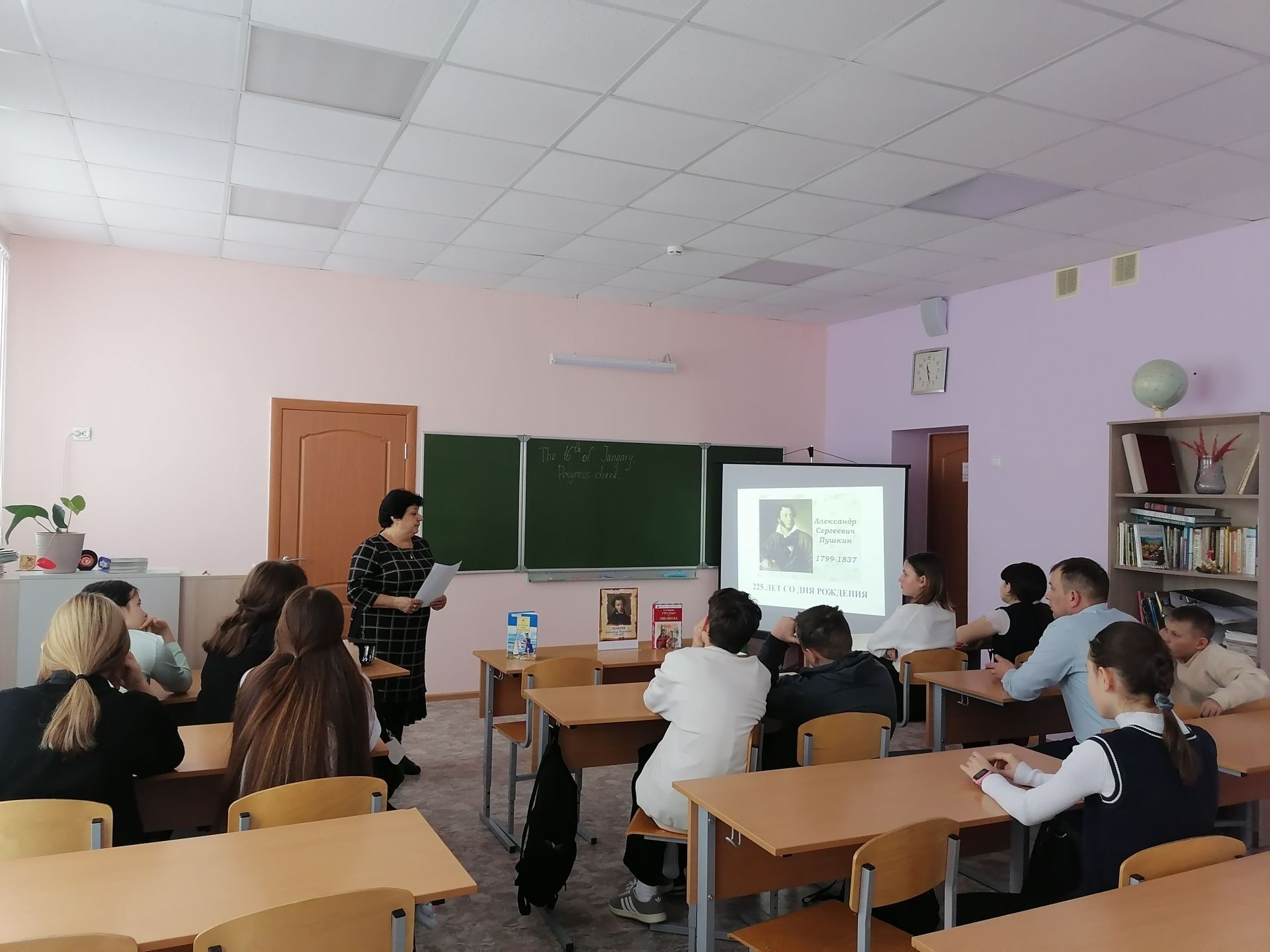 В Верхнеуслонской гимназии прошел литературный квест по творчеству Александра Пушкина