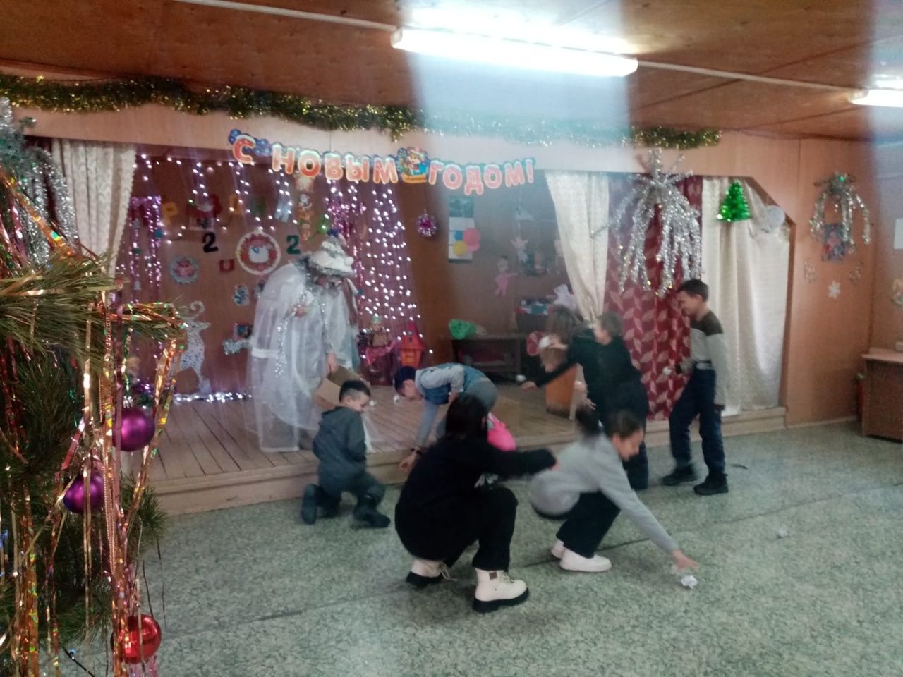 В Ямбулатовском доме культуры прошла Рождественская елка