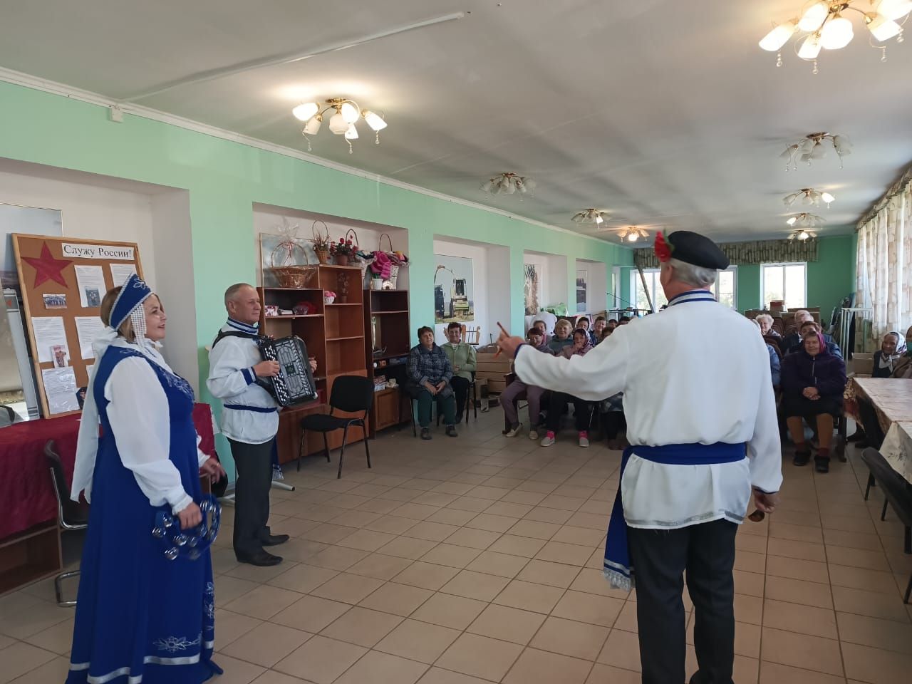 На праздничном концерте в Коргузе, гости соревновались в частушечном батле