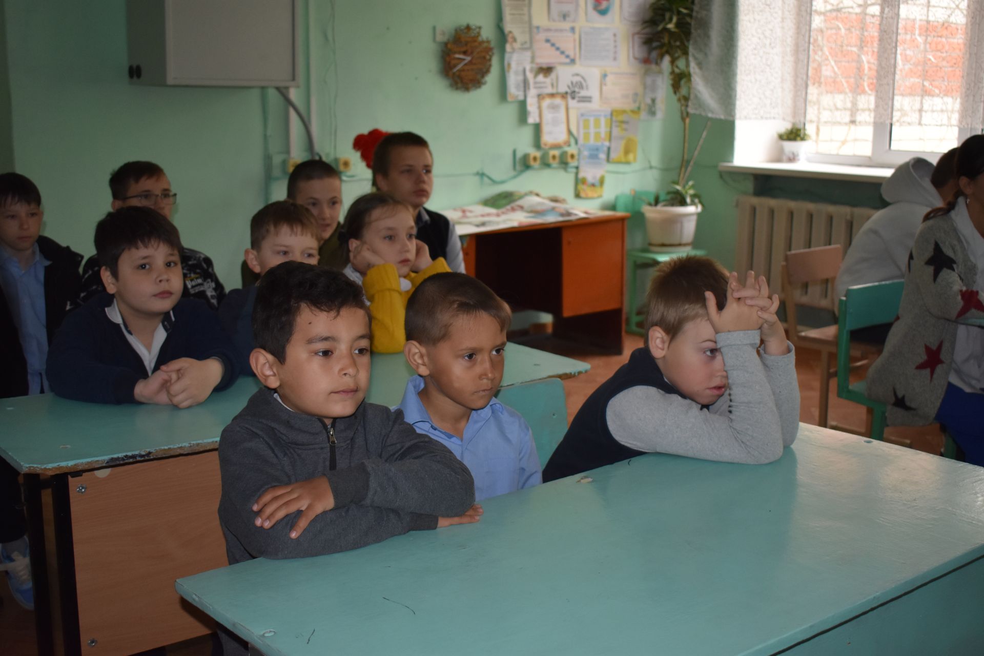 В Верхнеуслонском районе для школьников стартовали занятия по безопасности дорожного движения