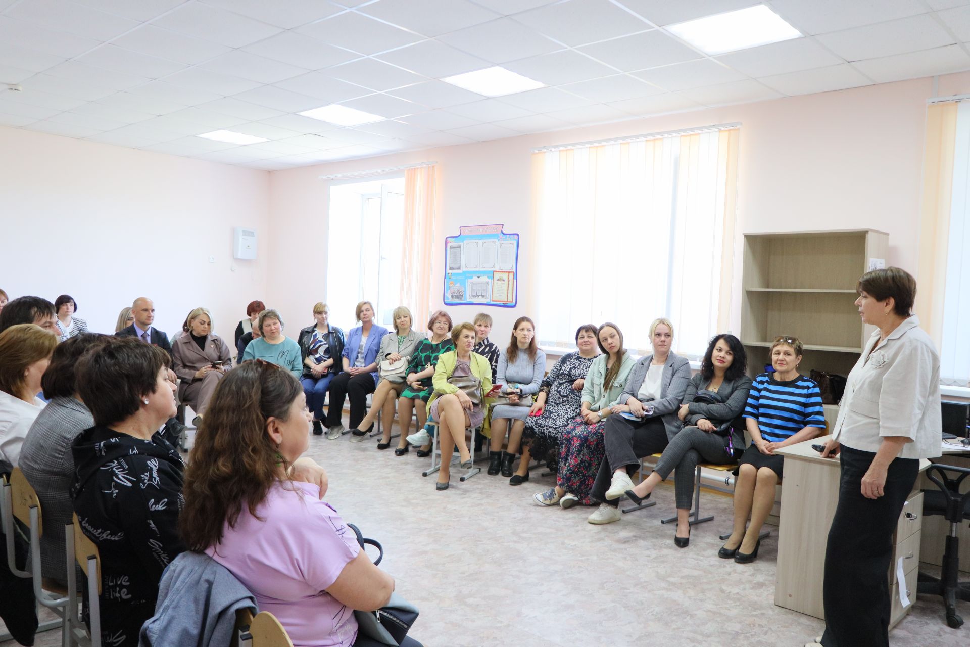 Сария Сабурская провела в Верхнем Услоне прием граждан в рамках проекта «Помощь семье»