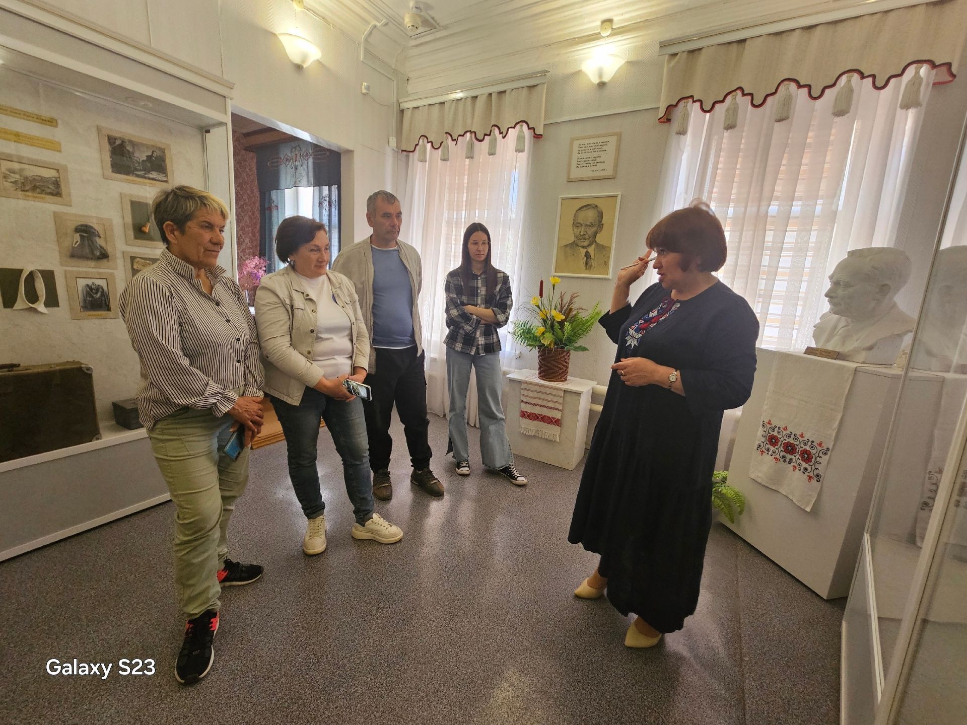 В музее Янки Купалы в Печищах открылась уникальная фотовыставка «Сады и парки»