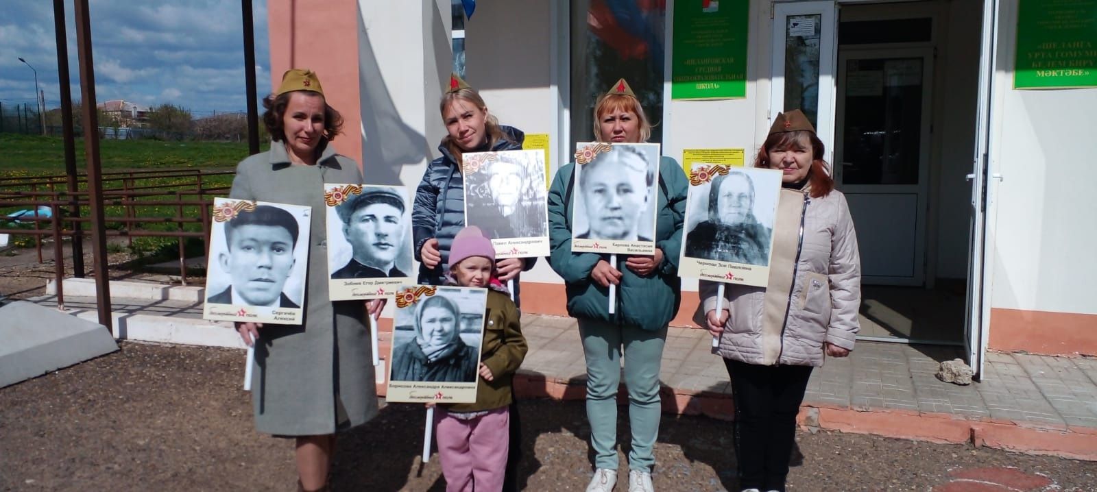 Ученицы Шеланговской школы собрали информацию по 25 землякам-участникам Великой Отечественной войны